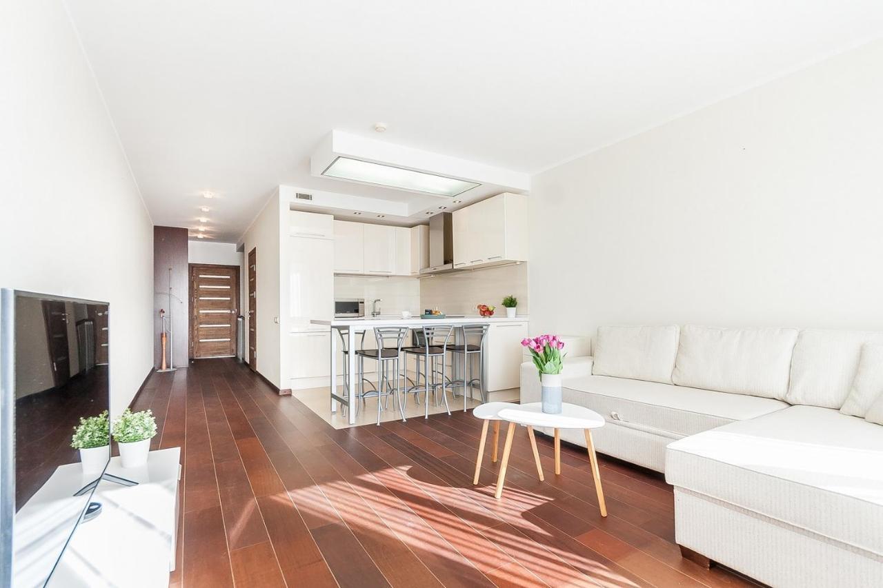 Central Apartment In Gedimino Av By Urban Rent فيلنيوس المظهر الخارجي الصورة