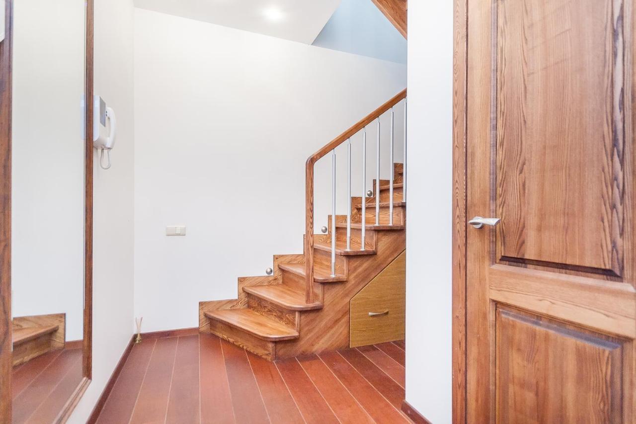 Central Apartment In Gedimino Av By Urban Rent فيلنيوس المظهر الخارجي الصورة